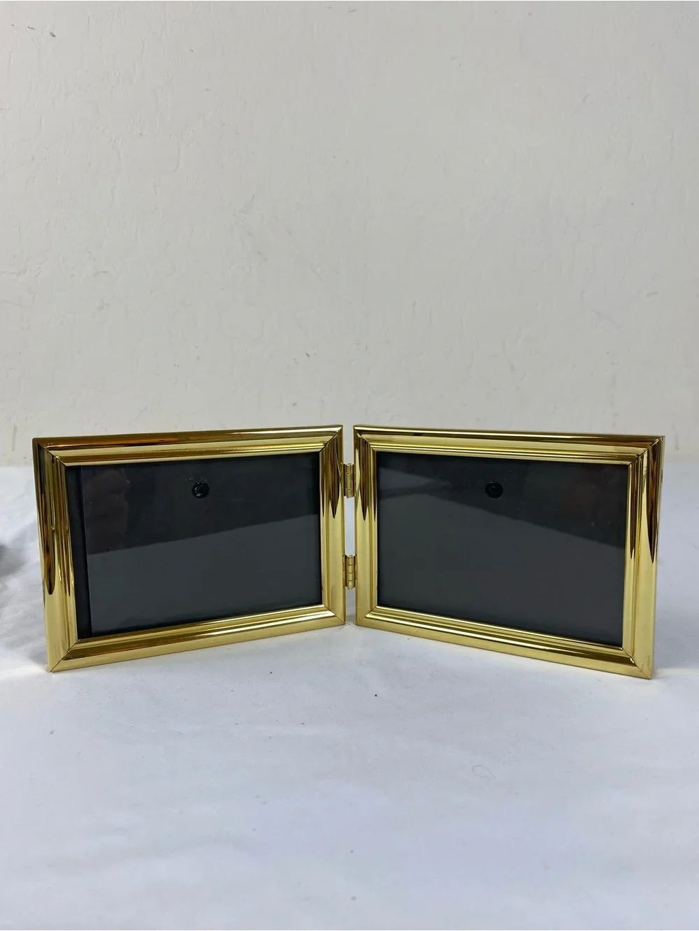 Fetco Vintage Gold Double-Hinged Tabletop Photo Frame